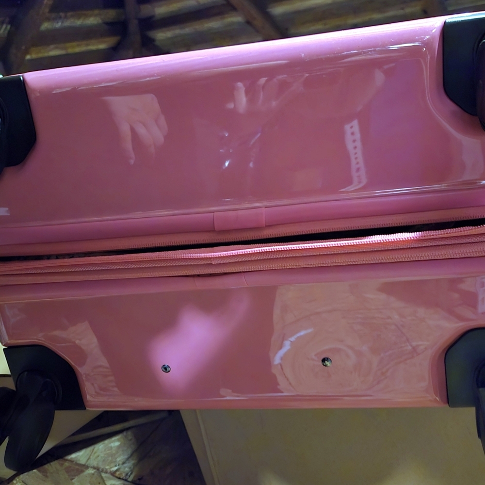 Pink BEIS x Barbie collab 29" Check In Roller - Picture 8 of 9